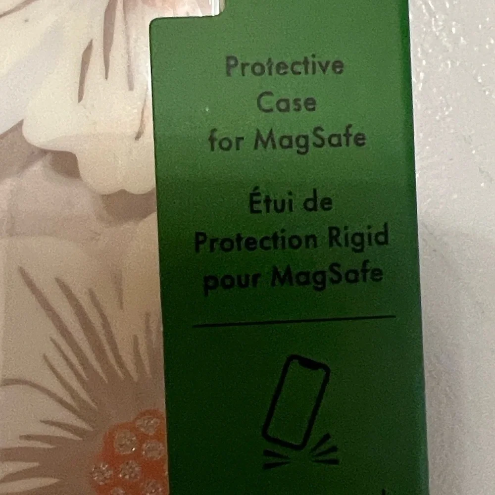 Kate Spade New Protective Case For MagSafe iPhone 15 Pro Max Clear Floral